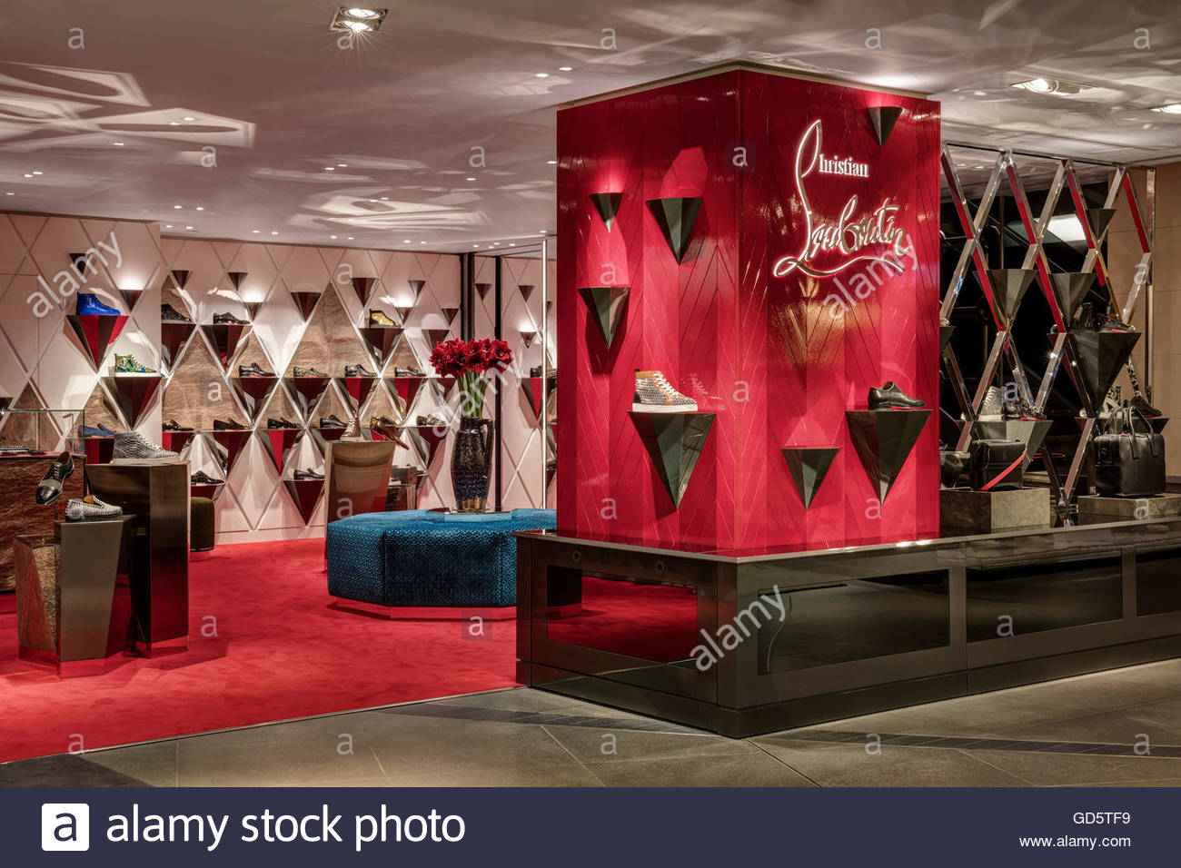 louboutin store cannes