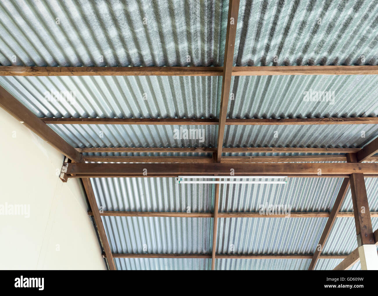 Zinc roof hi-res stock photography and images - Alamy