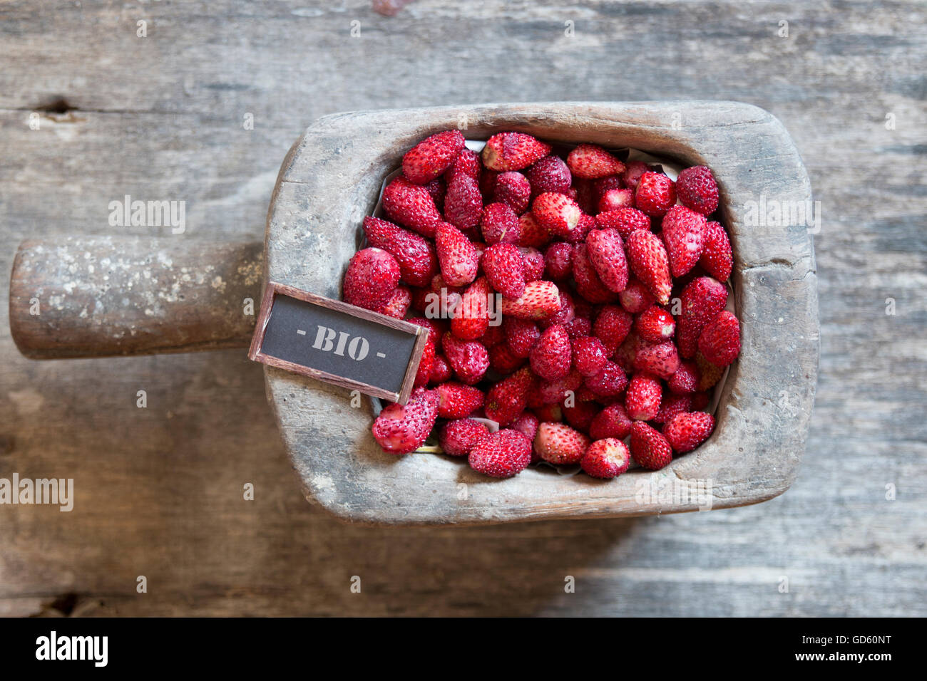 Bio food idea, strawberry and a tag Stock Photo