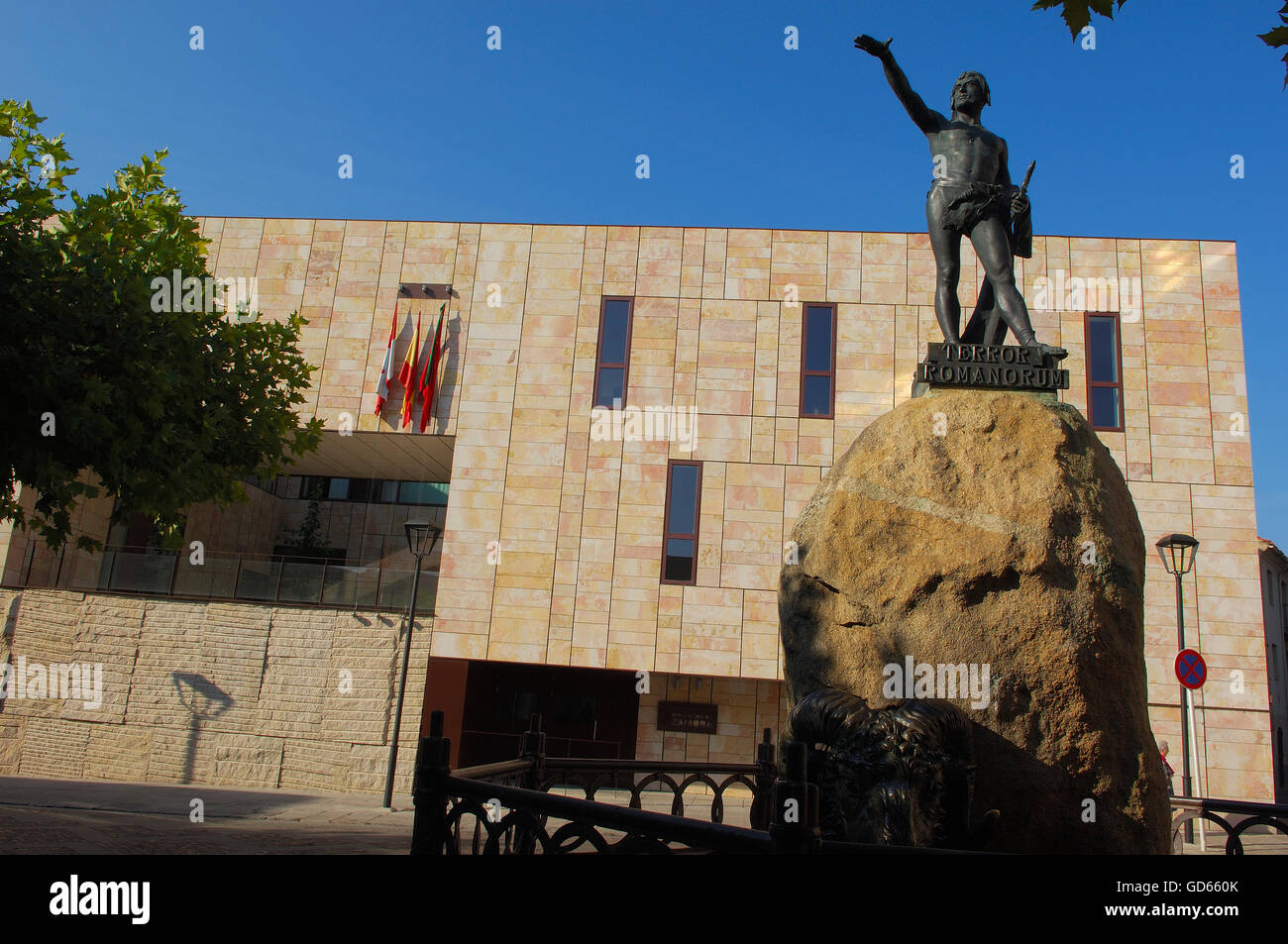Zamora, Monument to Viriato, Viriato Square, Castilla-Leon, Spain Stock Photo