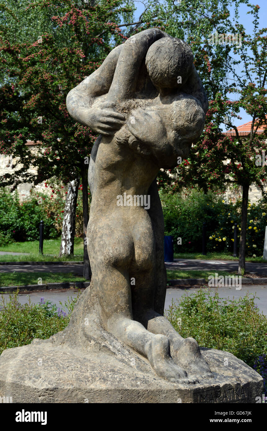Two Lovers Statue High Resolution Stock Photography And Images Alamy