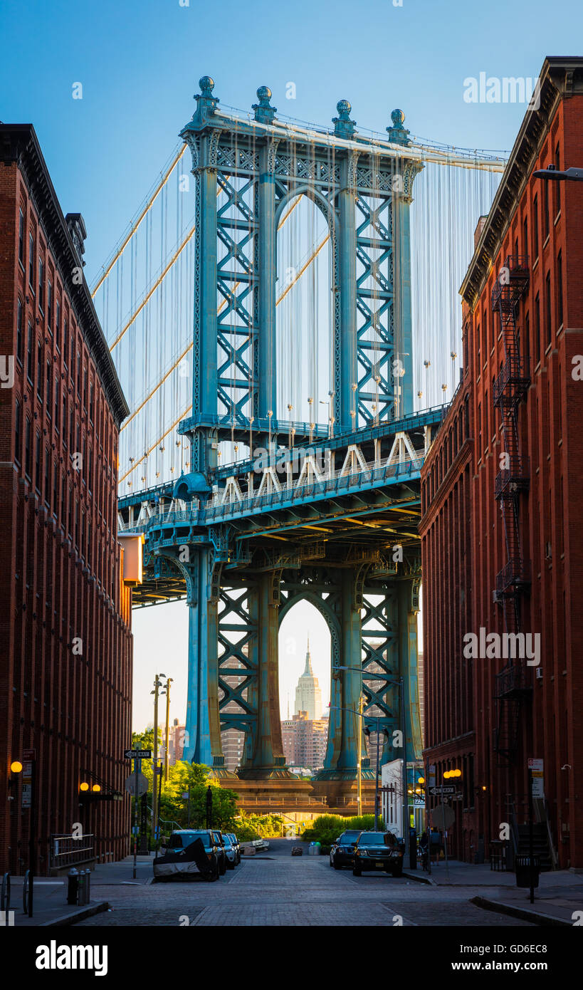 The Manhattan Bridge is a suspension bridge that crosses the East River in New York City. Stock Photo