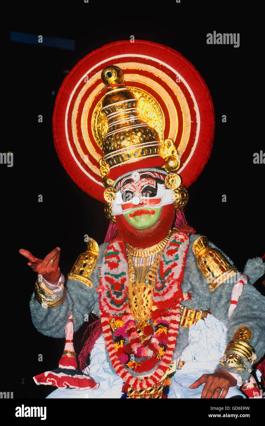 Koodiattam hi-res stock photography and images - Alamy