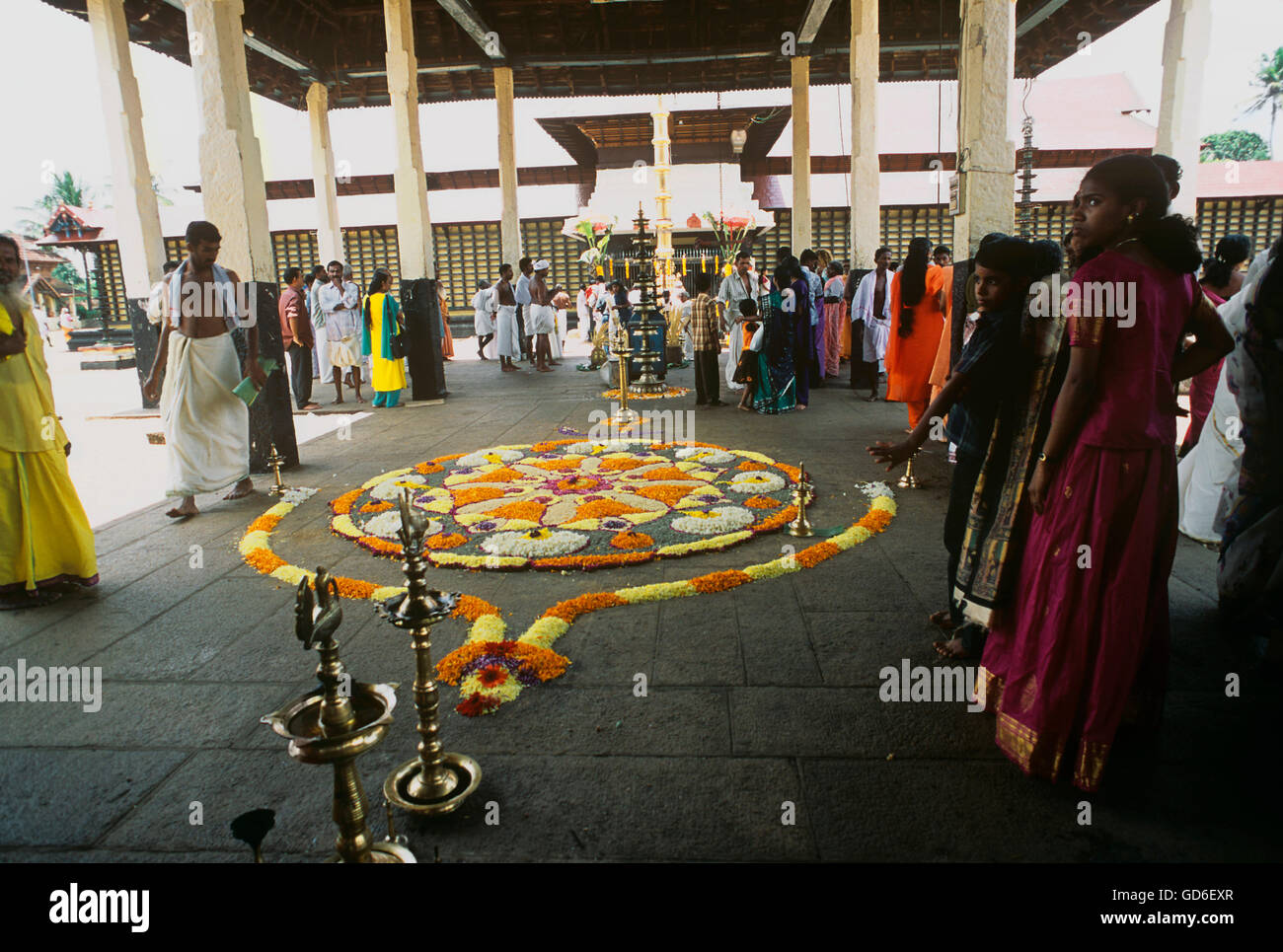 Pookalam hi-res stock photography and images - Alamy