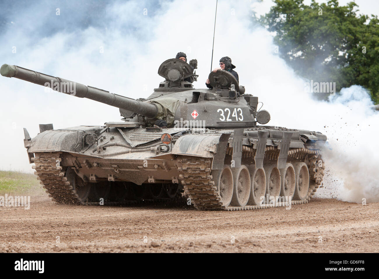 russian-t72-tank-bovington-tankfest-2016