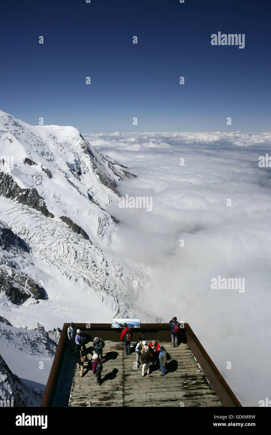 France, Haute Savoie, Chamonix Mont Blanc, panorama from the Bel Lachat Refuge (2276m) on the Mont Blanc Massif and Mont Blanc Stock Photo