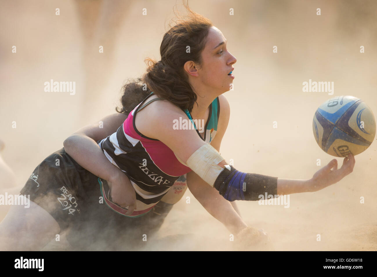 Beach rugby woman hi-res stock photography and images - Alamy
