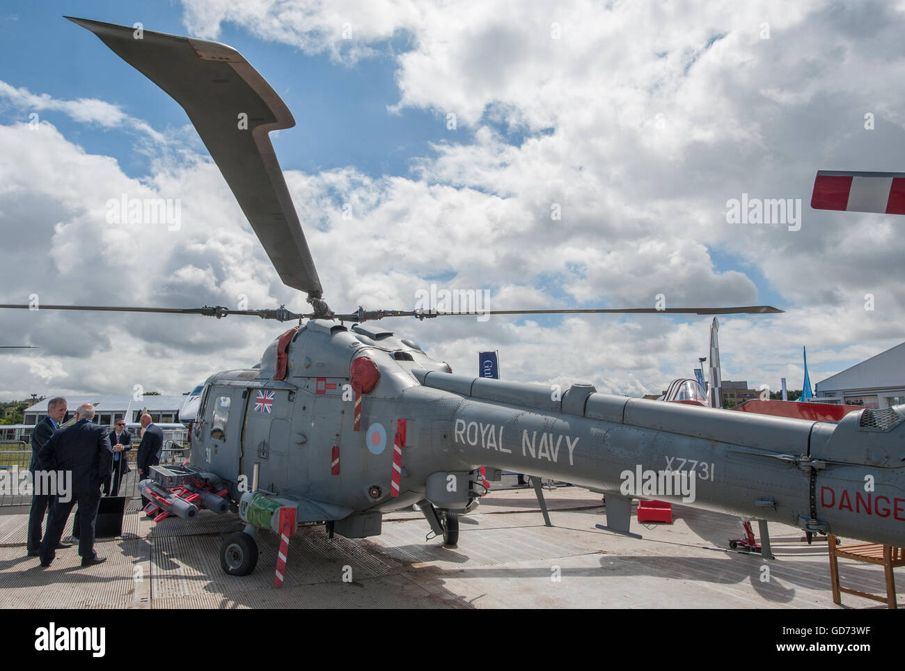 Royal navy mk lynx helicopter hi-res stock photography and images - Alamy