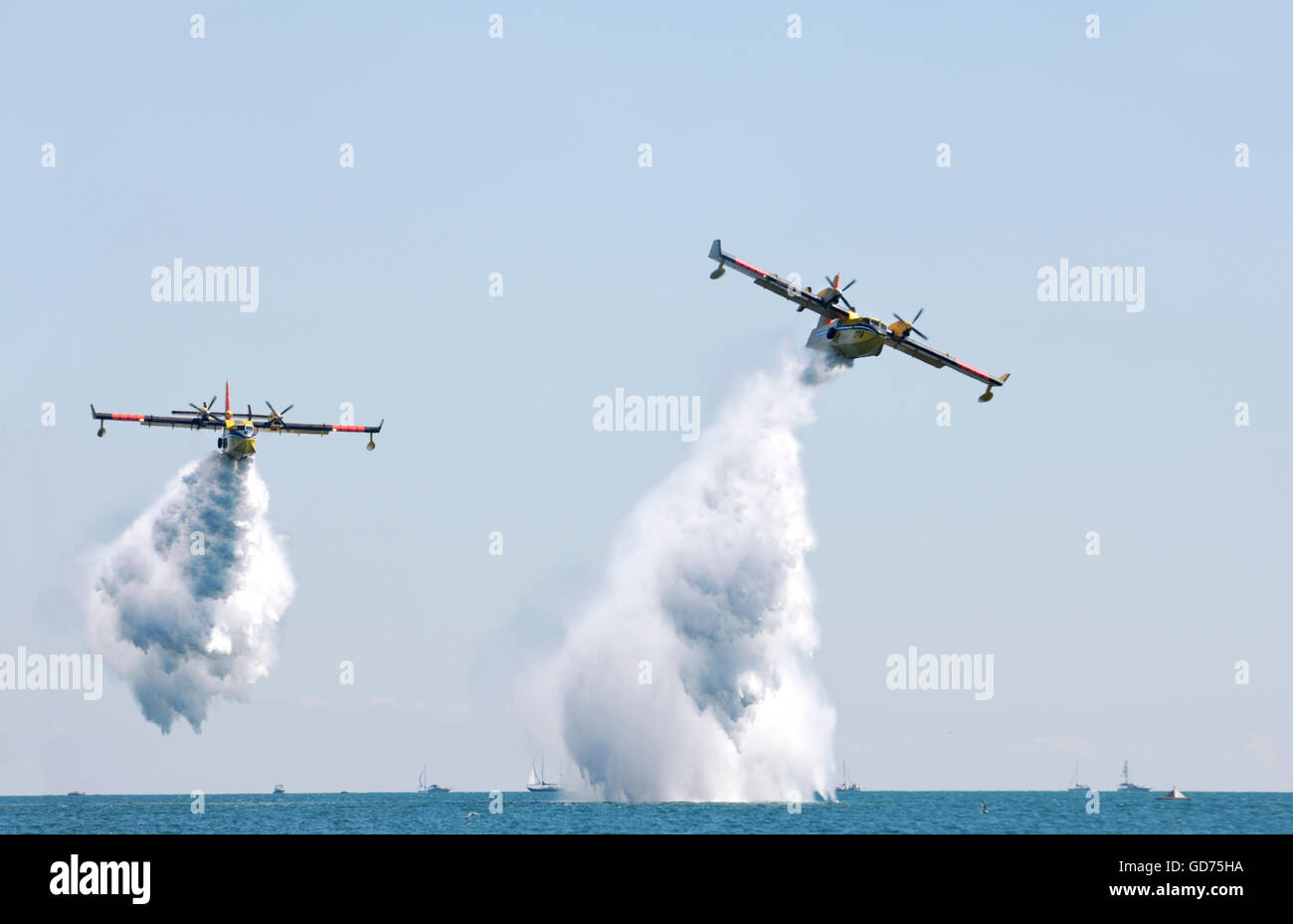 Water Bombers Stock Photos & Water Bombers Stock Images Alamy