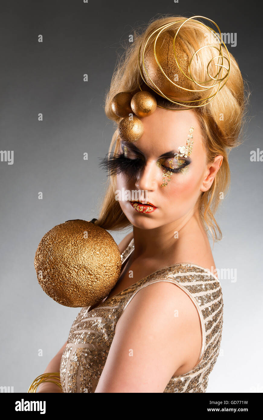 Avant garde, statement, fashion, creative, beauty, fashion, gold