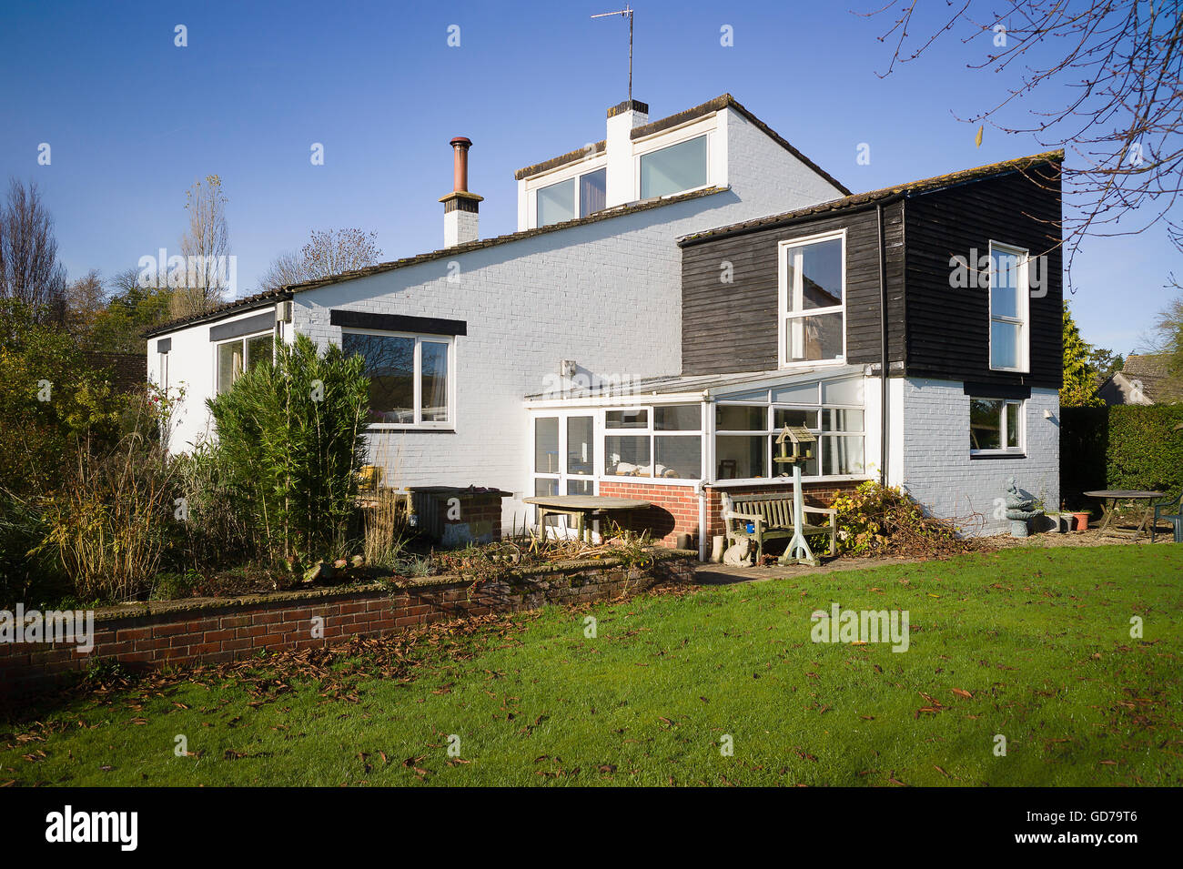 Country house uk 1970s hires stock photography and images Alamy