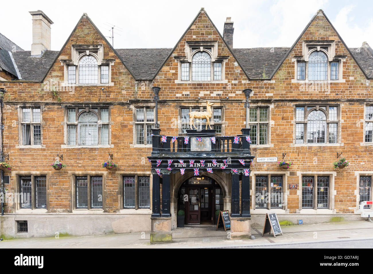 The Hind Hotel Wellingborough Northamptonshire UK Stock Photo