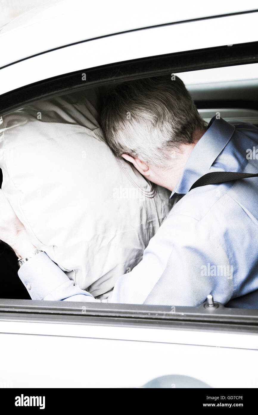 Airbag deploy hires stock photography and images Alamy