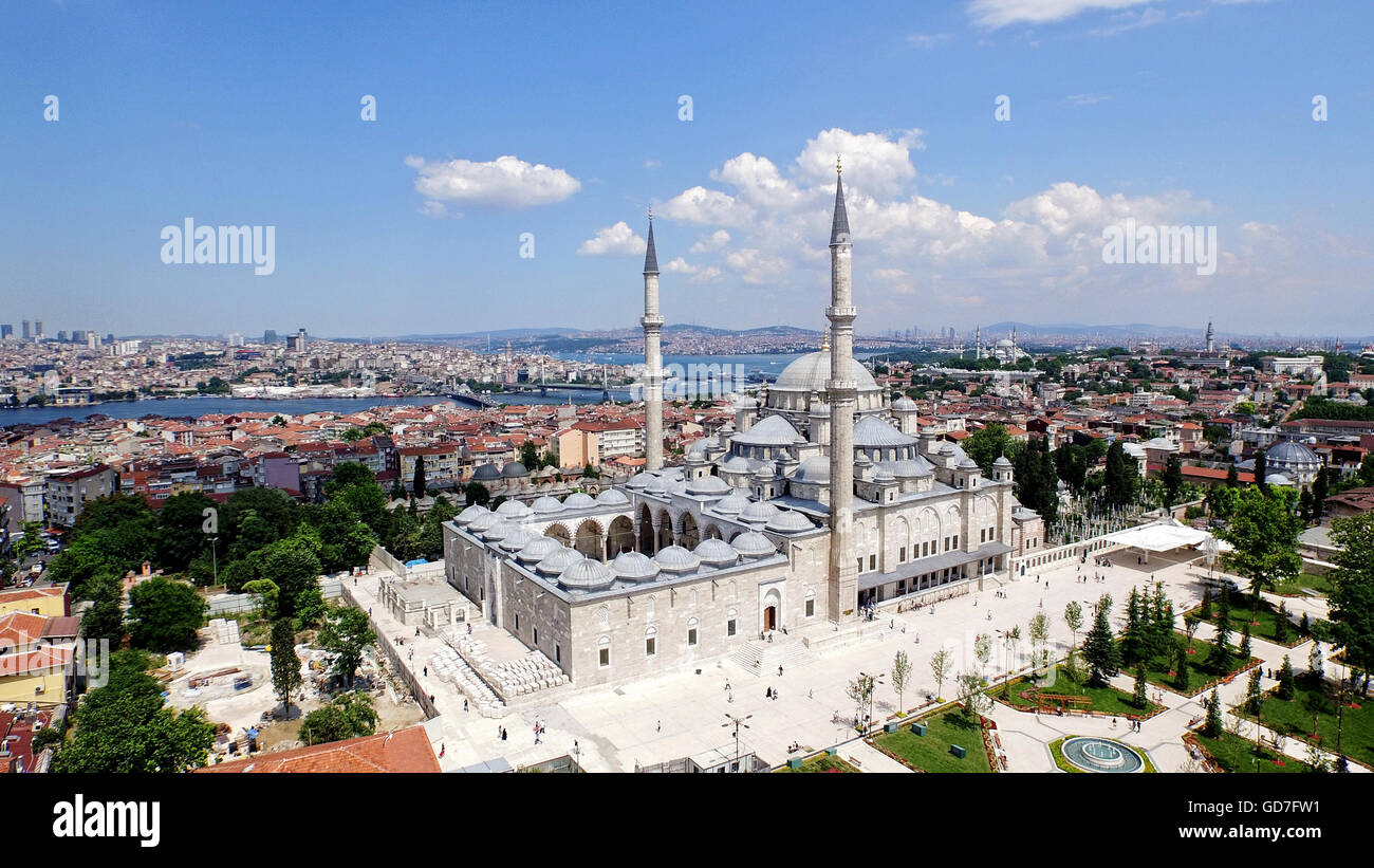 Aerial view of Istanbul and mosques Stock Photo - Alamy