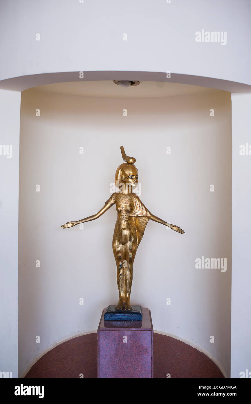 Egyptian goddess serket hires stock photography and images Alamy