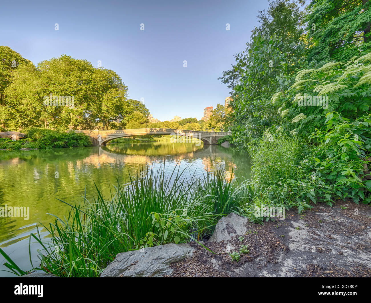 Cast iron bridge hi-res stock photography and images - Alamy