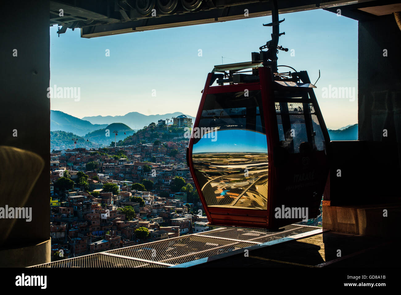 Complexo do Alemão, Rio de Janeiro,Brazil (Hinweis: Mindesthonorar 20 ...