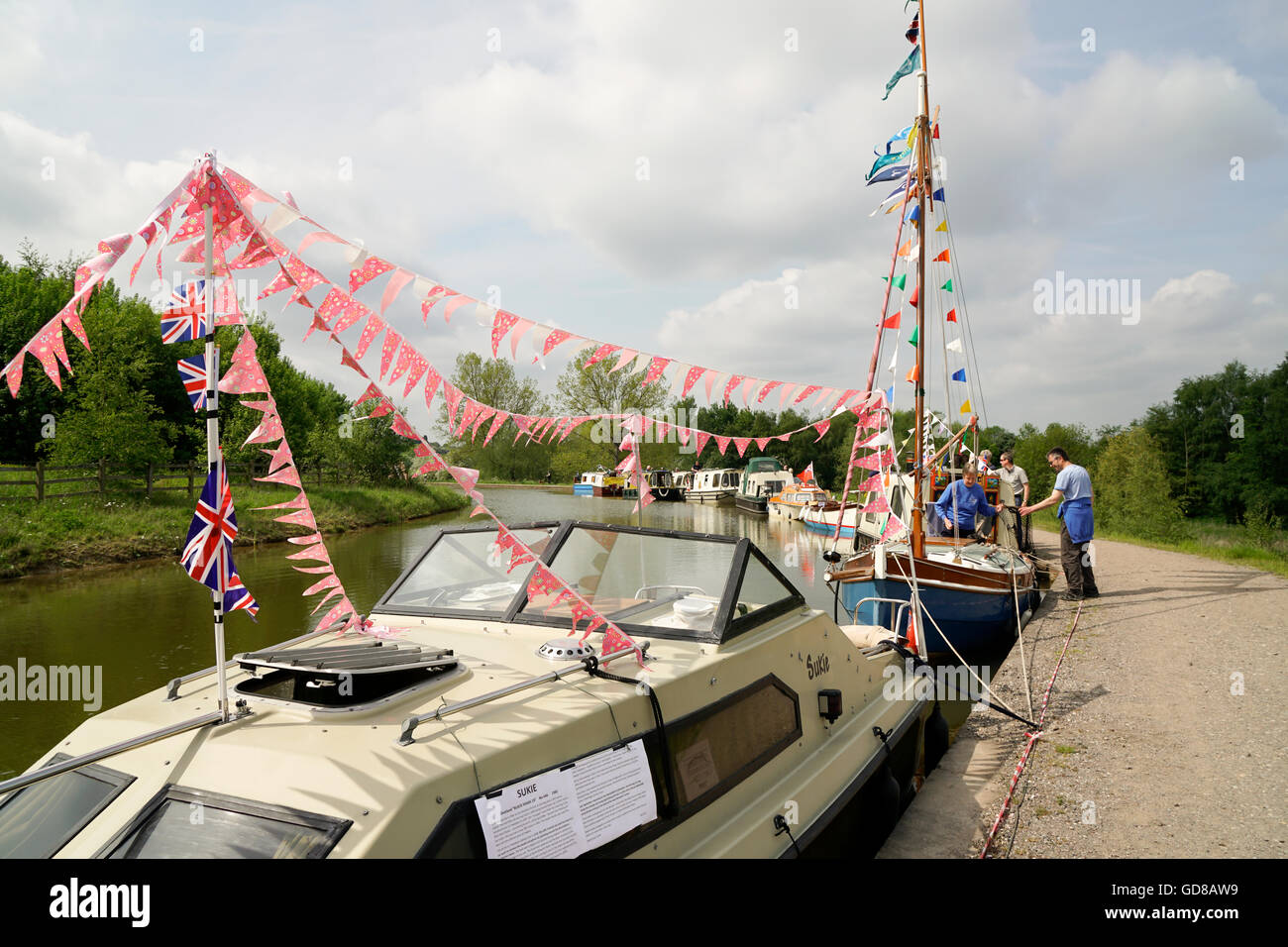 Chesterfield Canal boat festival in Derbyshire England Stock Photo Alamy