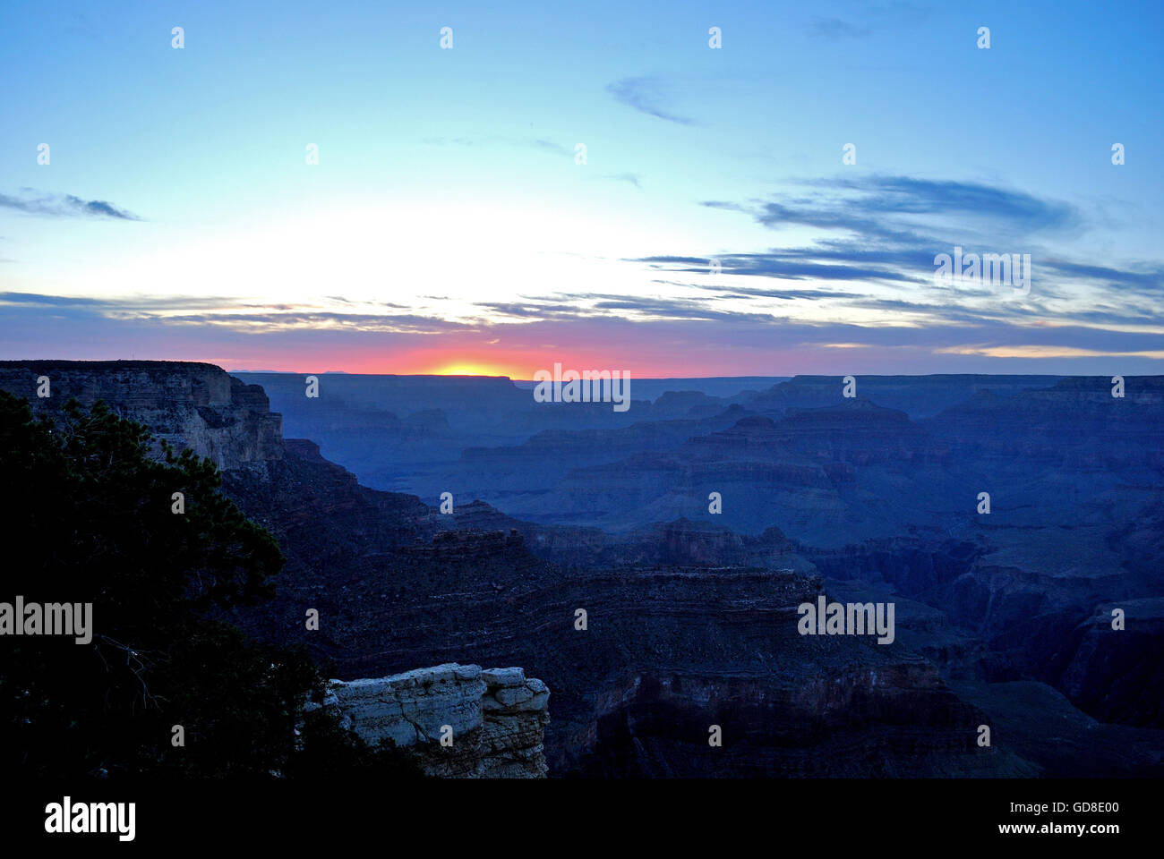 Grand canyon sunset hires stock photography and images Alamy