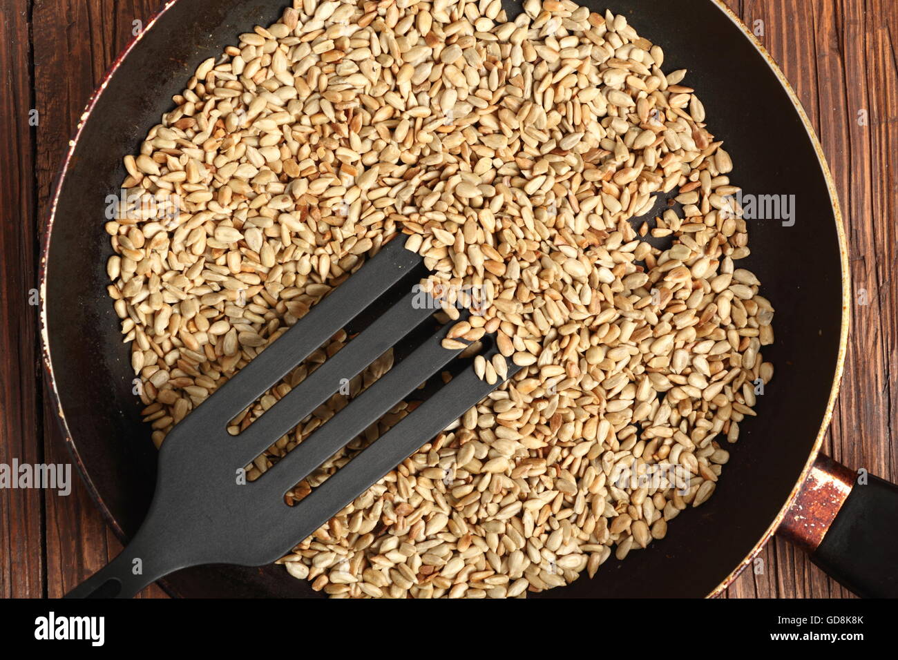 Frying sunflower seeds Stock Photo Alamy