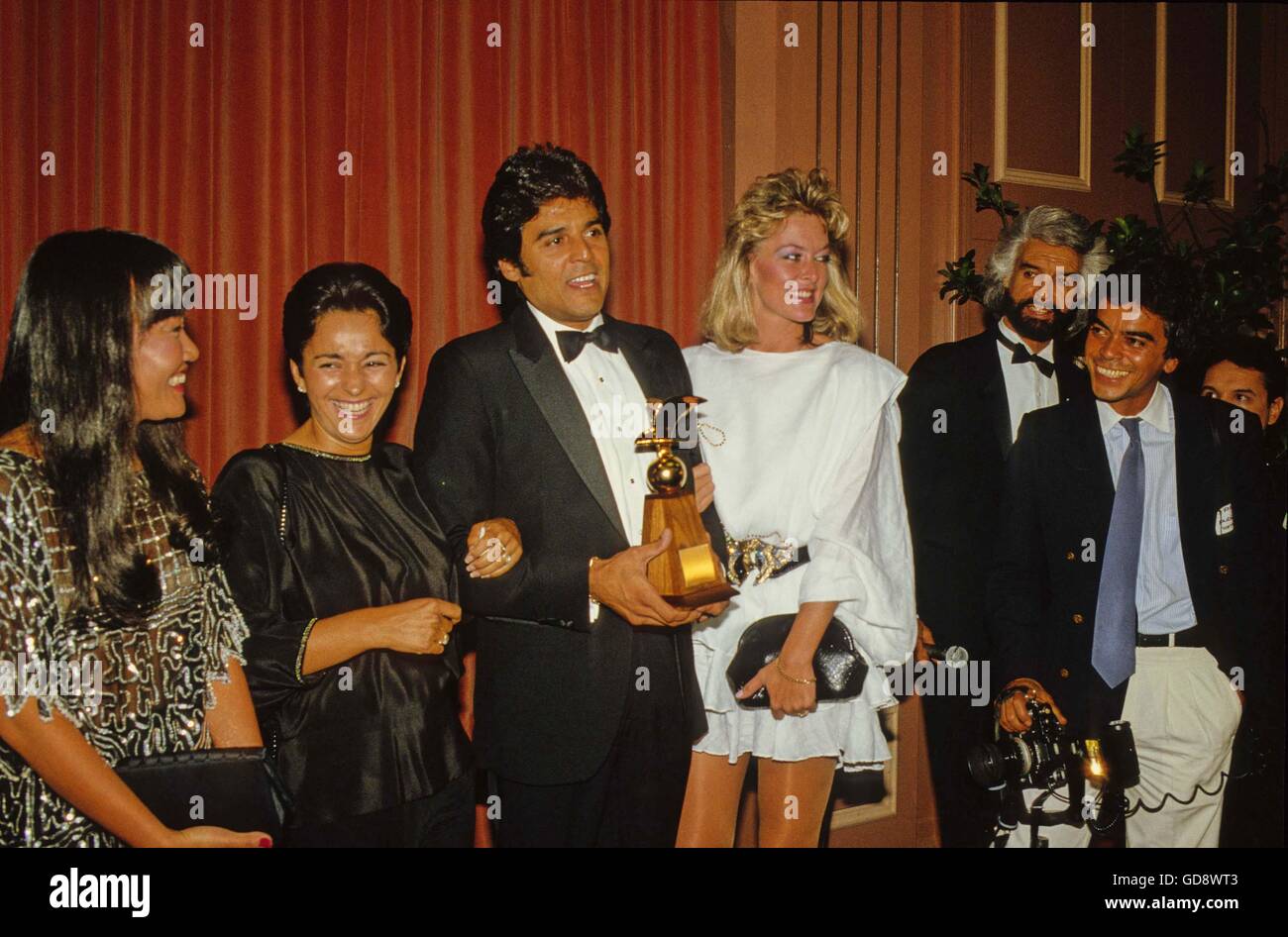 Erik Estrada With Wife Geggy Rowe, His Brother Joey And Sister Carmen. 14th Aug, 2008. - © Roger Karnbad/ZUMA Wire/Alamy Live News Stock Photo