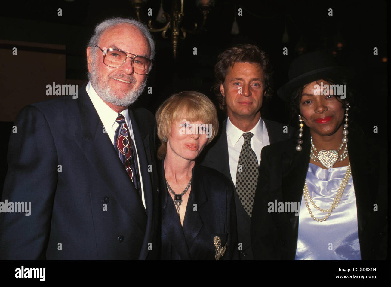 May 30, 2008 - HARVEY KORMAN WITH HIS WIFE DEBORAH FRITZ, SHADOE STEVENS AND WIFE BEVERLY CUNNINGHAM AT NORBY WALTERS' HOLIDAY PARTY, TATOU IN BEVERLY HILLS, CALIFORNIA 11-21-1994. - HARVEYKORMANRETRO © Roger Karnbad/ZUMA Wire/Alamy Live News Stock Photo
