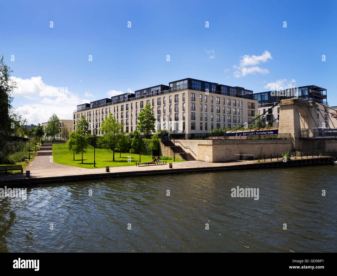 Modern Apartments in Style at the Western Riverside