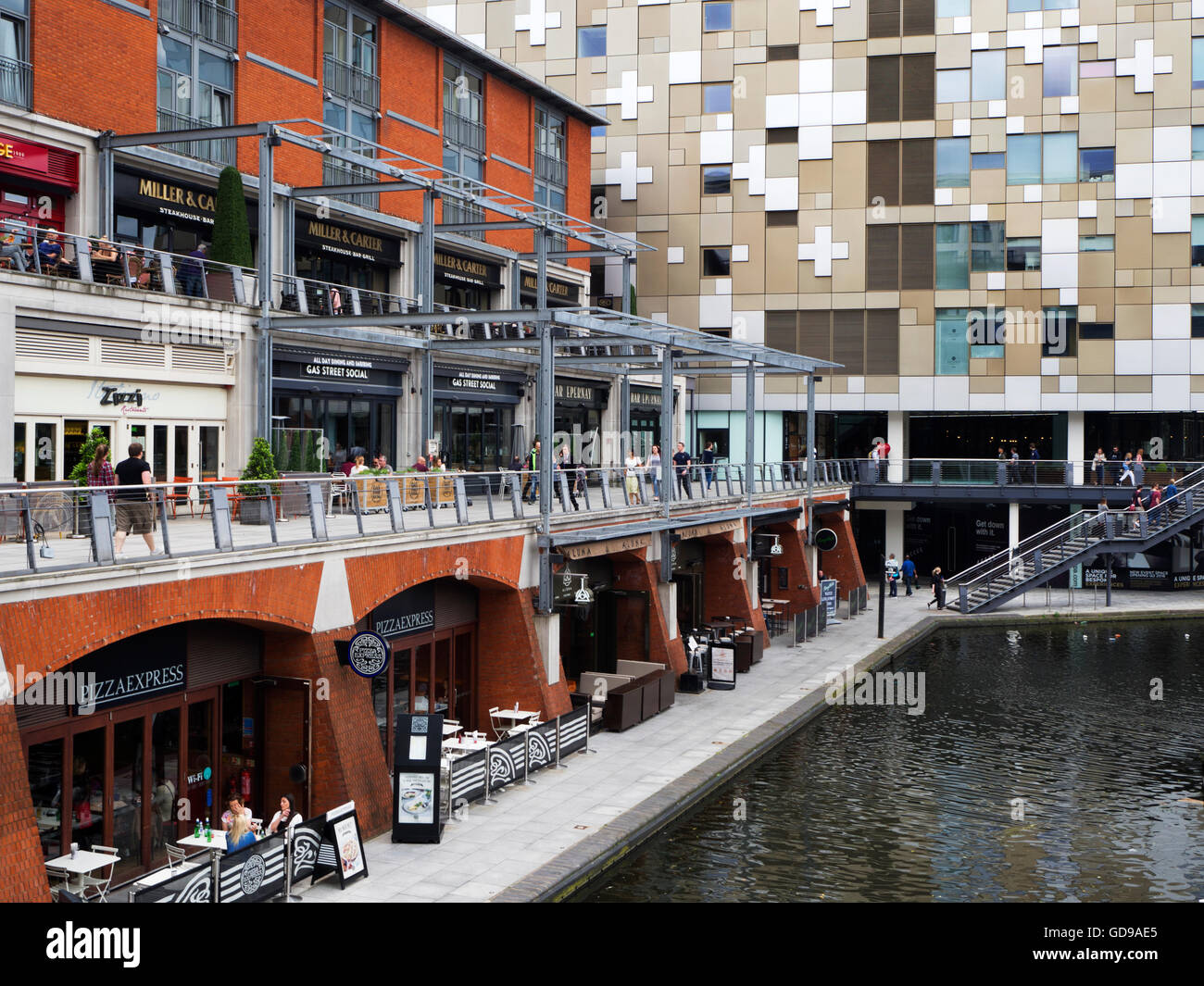 Restaurants by the Worcester and Birmingham Canal Birmingham West Midlands England Stock Photo