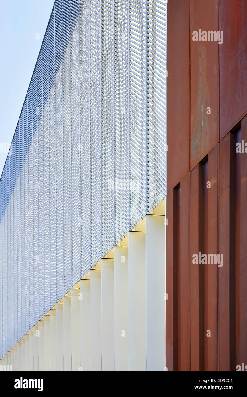 Steel mesh and steel panel facade. Hebburn Central, Hebburn, United Kingdom. Architect: Faulkner Browns, 2016. Stock Photo