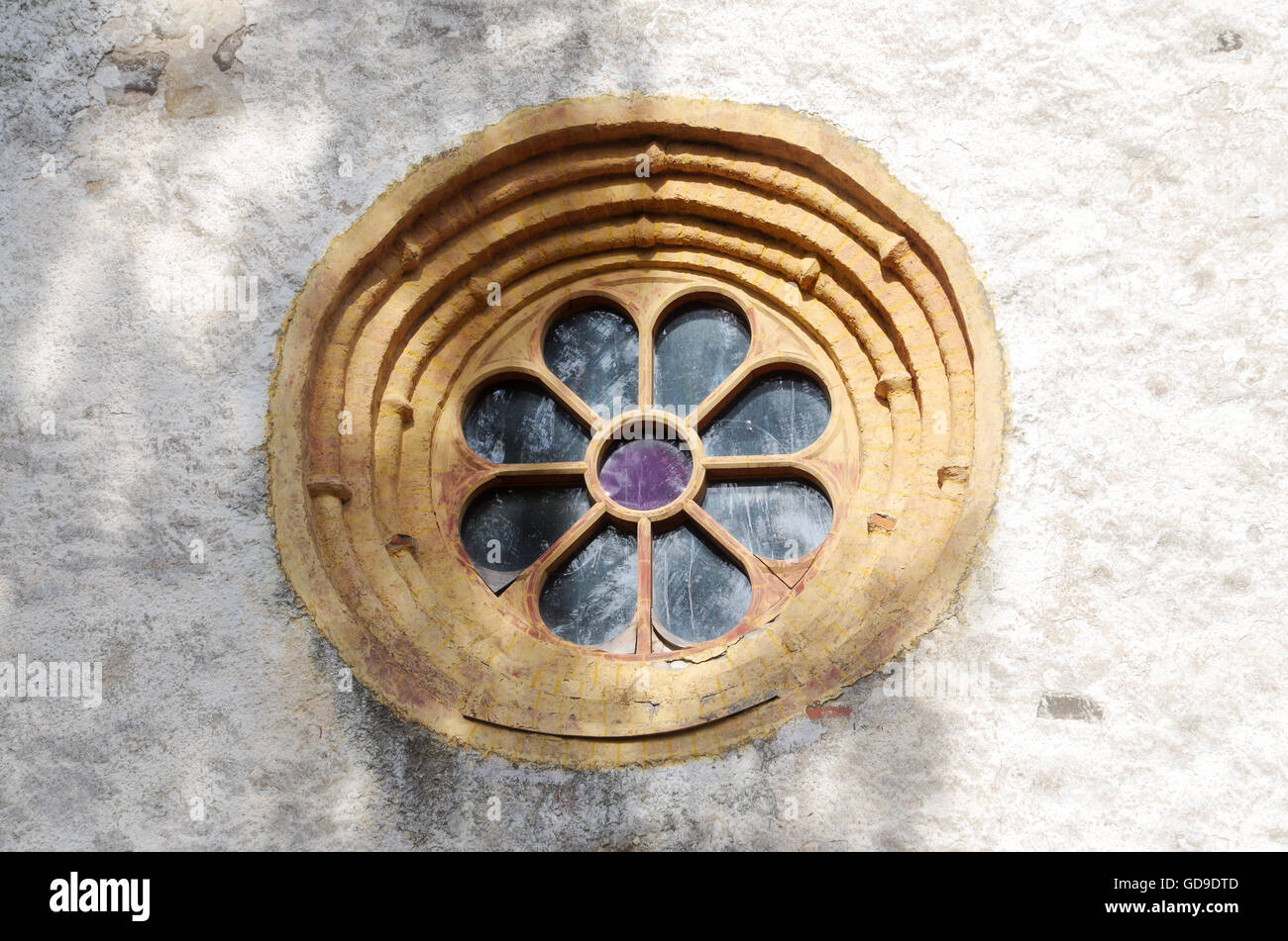 Medieval rose hi-res stock photography and images - Alamy