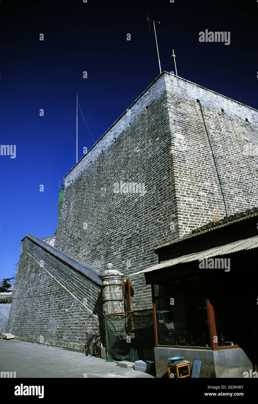 The Ancient Beijing Observatory was built in the 7th year of the Zengtong reign (1442) of the Ming Dynasty (1368-1644). Stock Photo