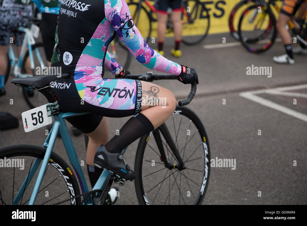 Red Hook Crit London 2016 Cycling Criterium Fixed Gear Bike Single Speed  Bycycle Track Bicycles Cycle Race Event Greenwich Stock Photo - Alamy