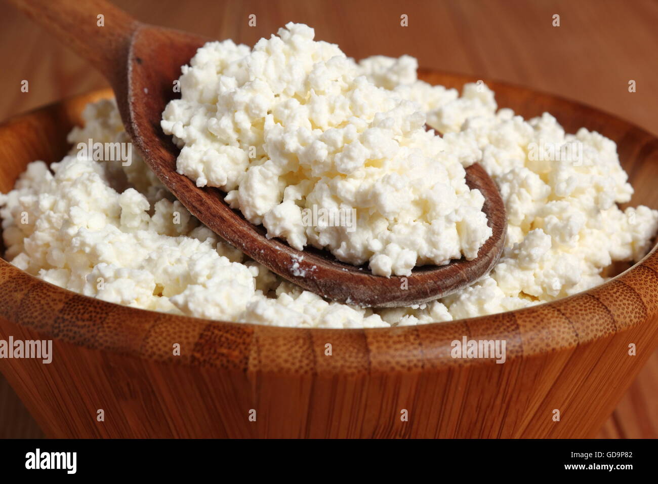 Bowl of cottage cheese Stock Photo - Alamy