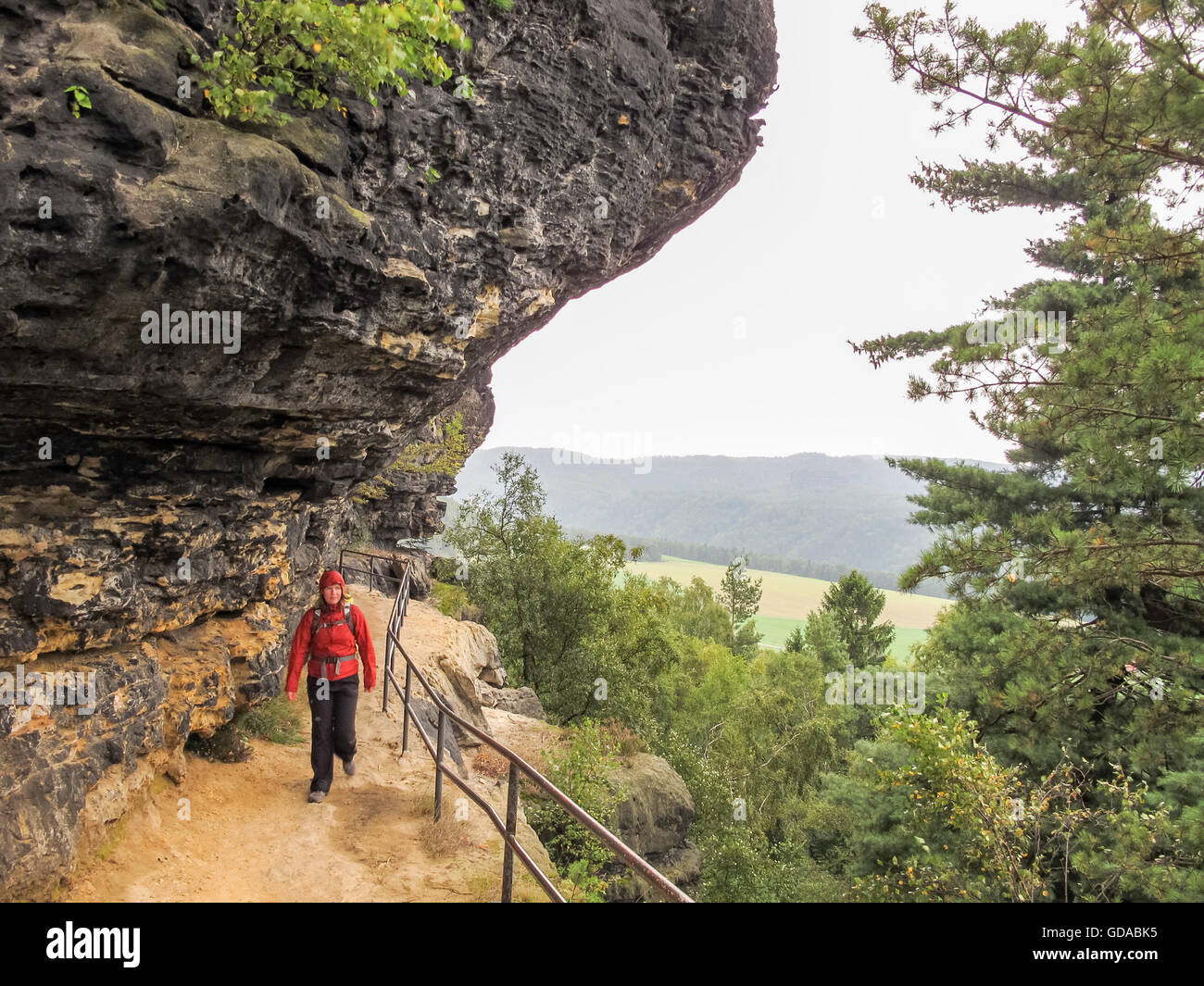 Rockrocky overhang hi-res stock photography and images - Alamy