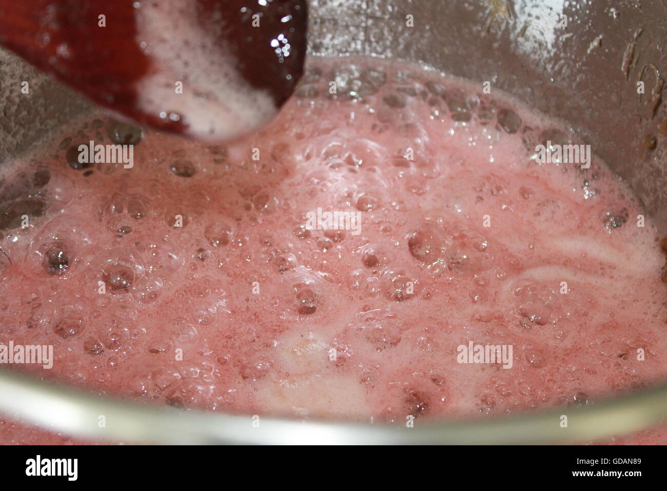 Boiling jam jars hires stock photography and images Alamy