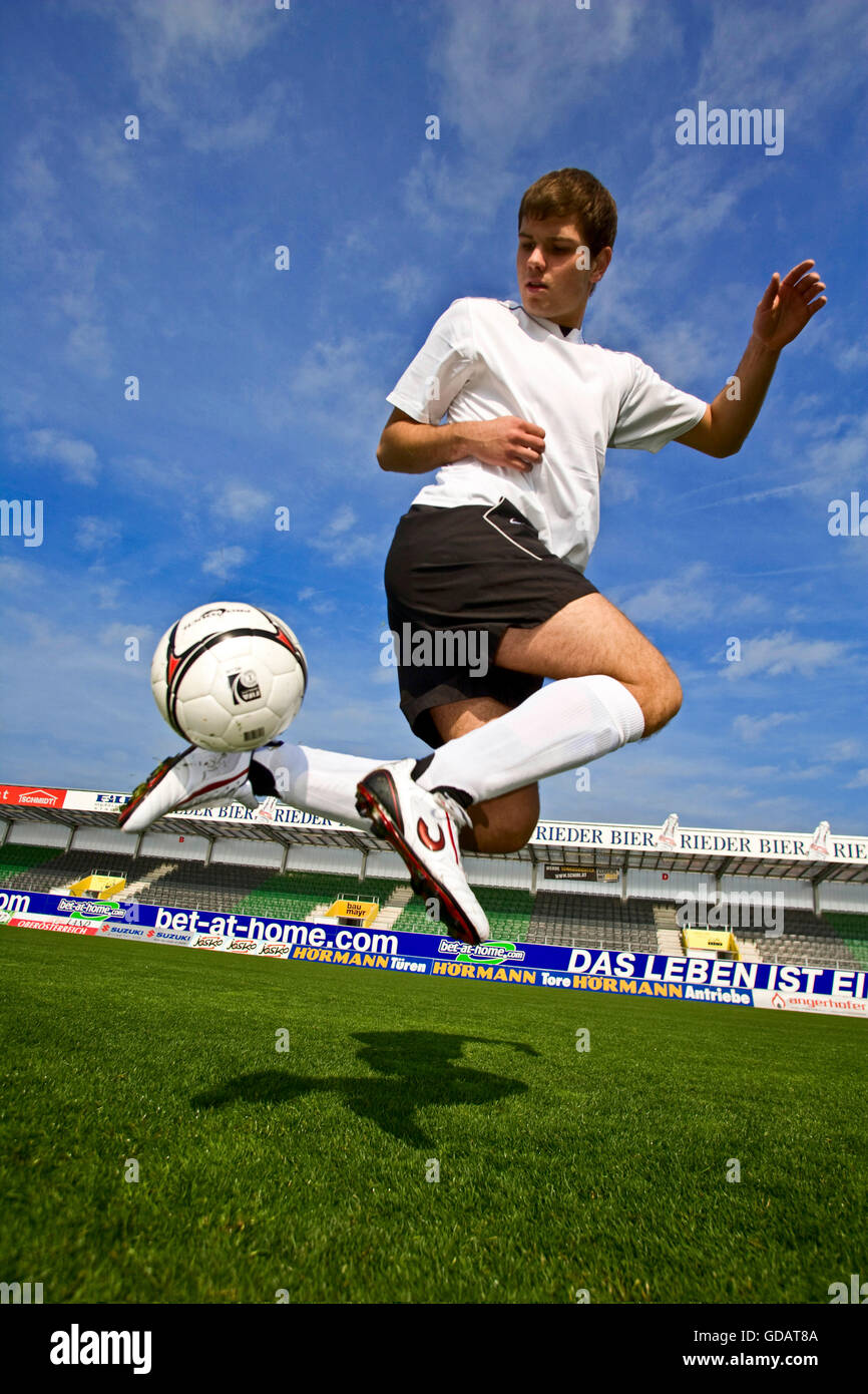 Football,Soccer,action,sport,bicycle kick,overhead kick,scissor kick