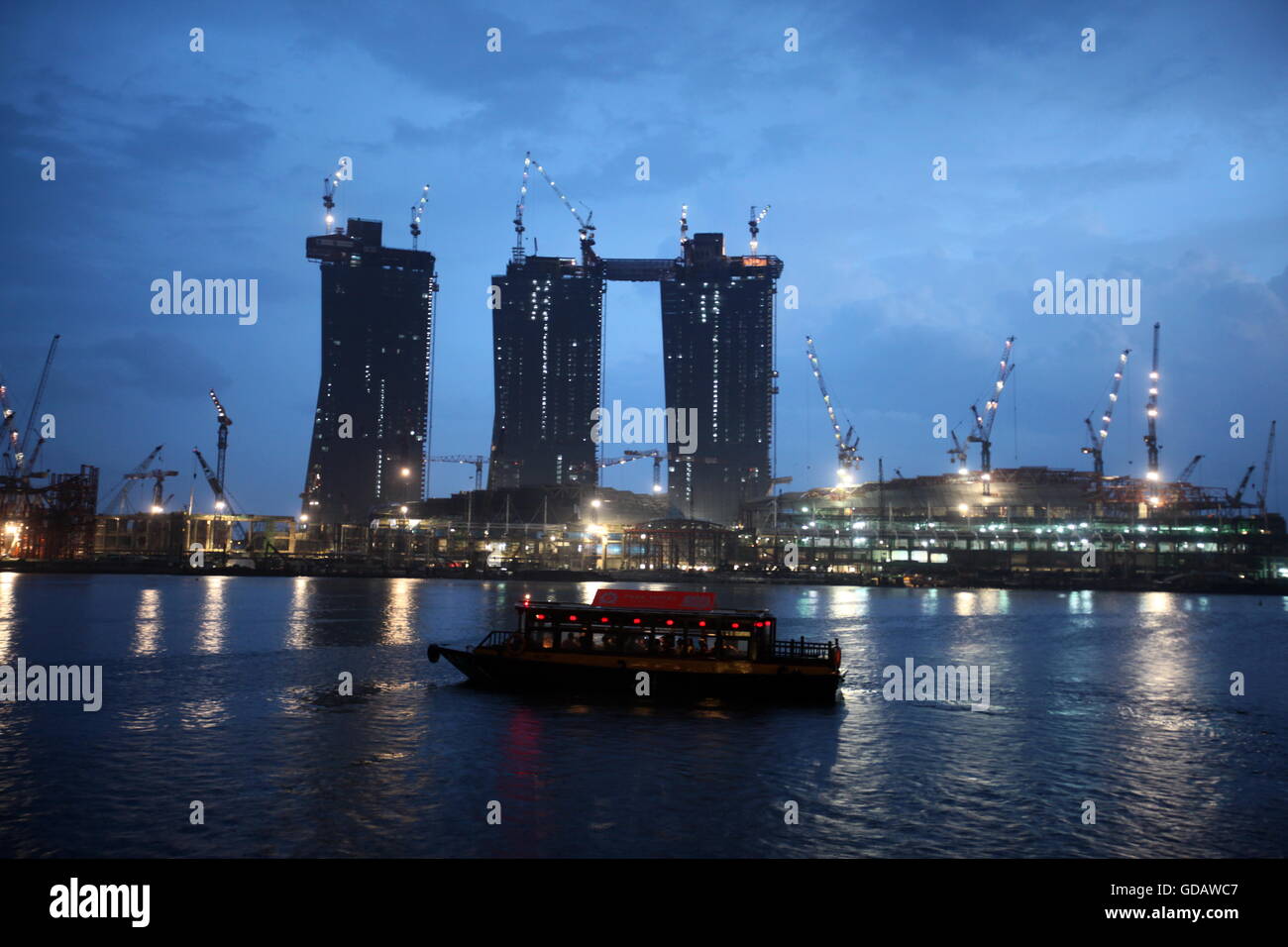 Asien, Suedost, Singapur, Insel, Staat, Stadt, City, Skyline, Zentrum, Marina Bay, Casino, Baustelle, Neubau, Boom,  Nacht, Stock Photo