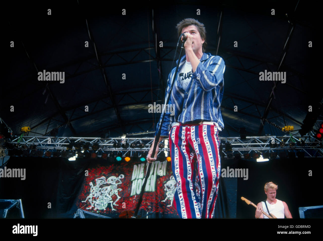 Die Toten Hosen, German music group, founded 1982, concert, Garching, Bavaria, 1987, singer Campino, Stock Photo