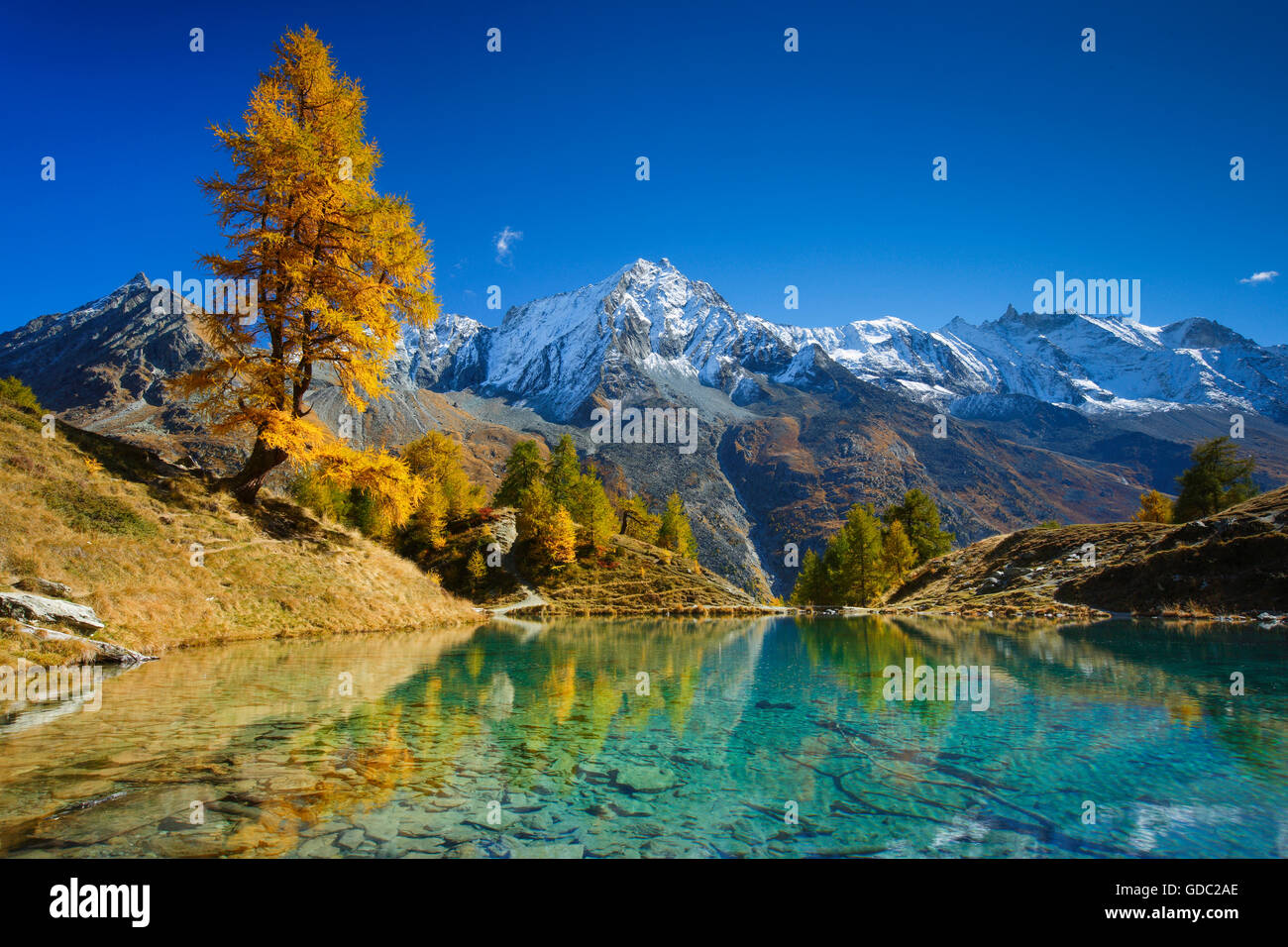 Lac Bleu,Grande Dent de Veisivi,Dent de Perroc,Aiguille de la Tsa ...