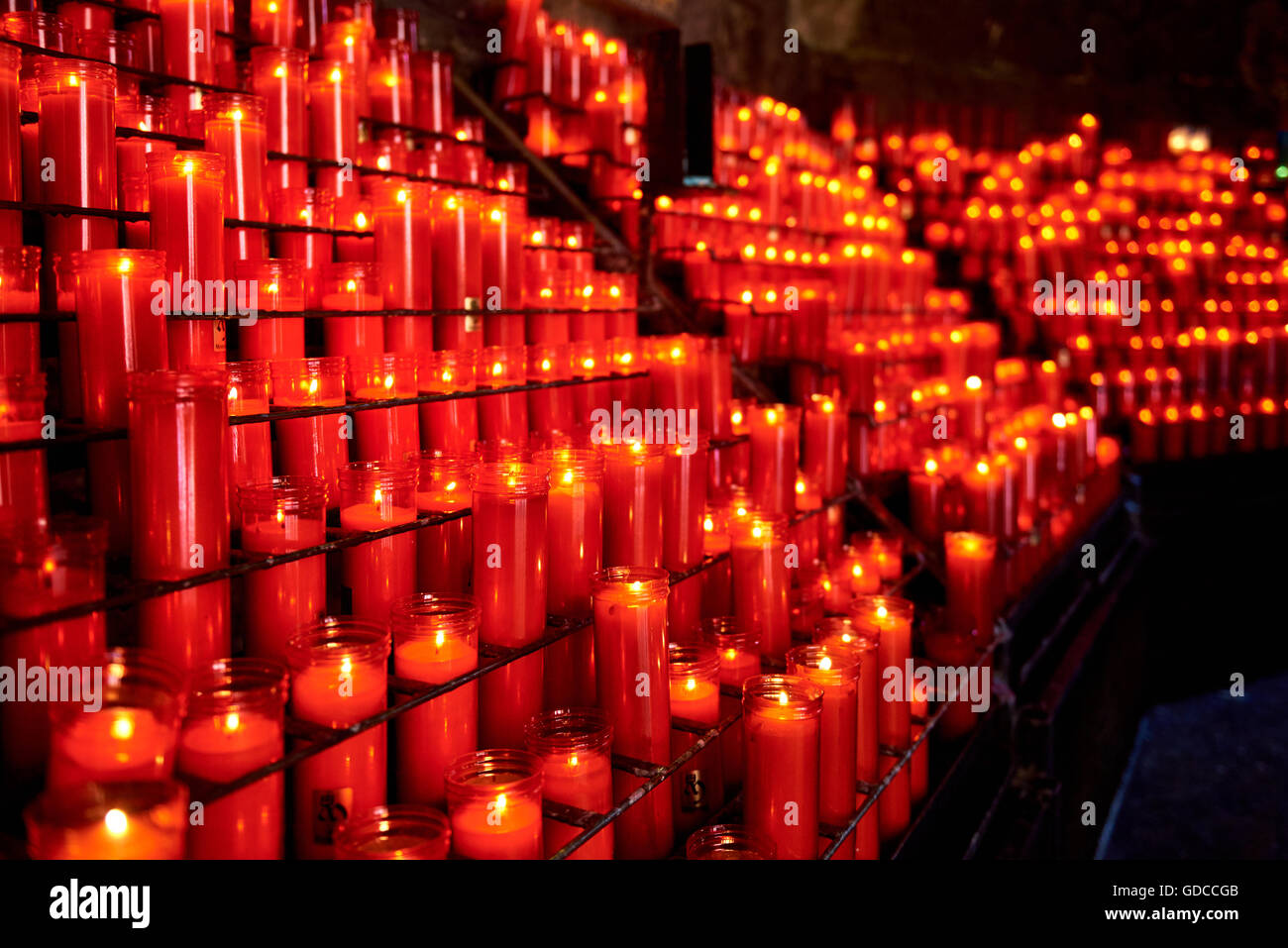 Candle path. Santa Maria de Montserrat. Spain Stock Photo Alamy