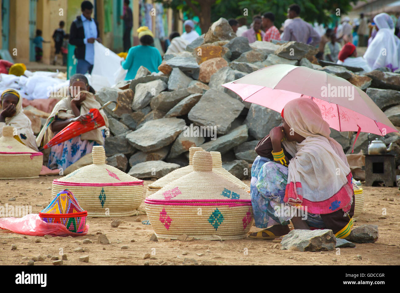 Ethiopian women selling handmade injera baskets at market, Aksum, Tigray, Ethiopia Stock Photo