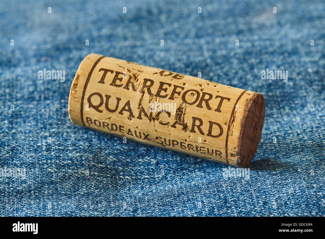 Chateau de Terrefort Quancard Bordeaux Superieur wine cork stopper ...