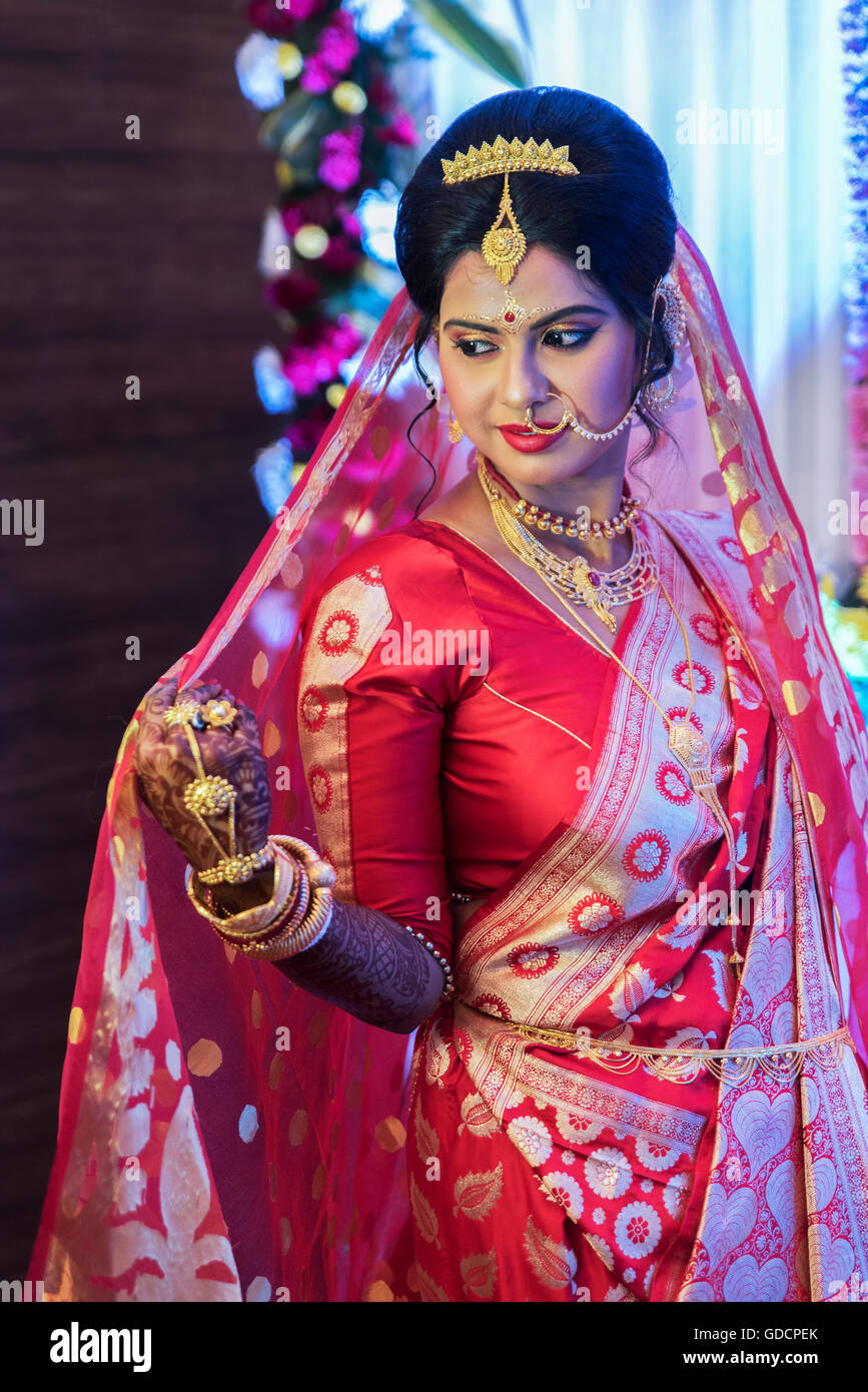 traditional bride of bengal GDCPEK