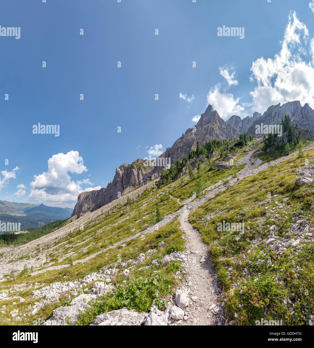 Sexten,Sesto,Italia,Mountain path towards the Rotwand Stock Photo