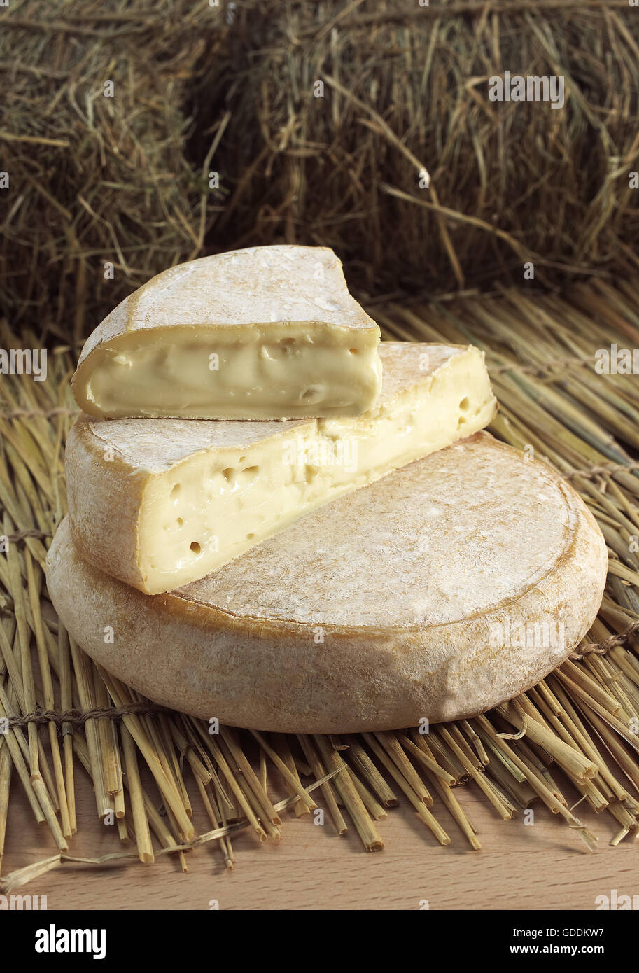 Reblochon, French Cheese from Savoie produced from Cow's Milk Stock Photo