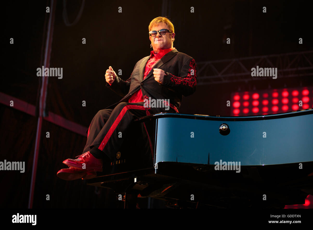 Porto, Portugal. 14th July, 2016. Elton John performing live at Meo Mares Vivas Porto-Portugal Credit:  Hugo Sousa/Alamy Live News Stock Photo