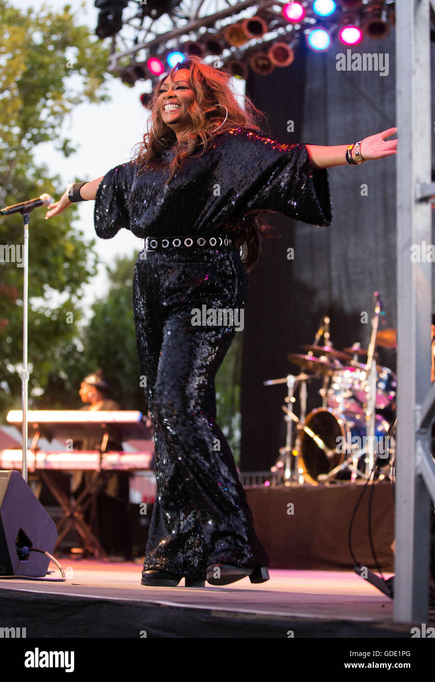 Turlock, CA, USA. 15th July, 2016. Jody Watley and Shalamar Reloaded at the Stanislaus County fair in Turlock California July 13th 2016. © Marty Bicek/ZUMA Wire/Alamy Live News Stock Photo