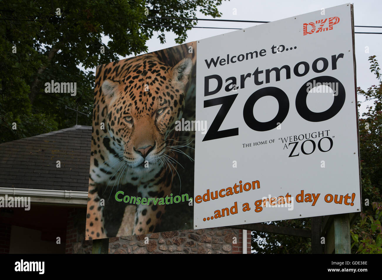 Sparkwell Devon Uk 16th July 2016 The Entrance To Dartmoor Zoo