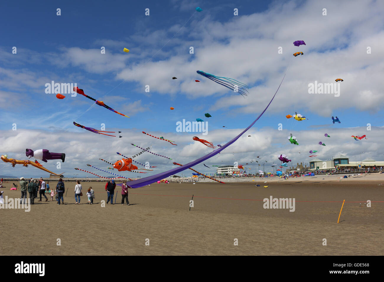 Morecambe Promenade, Morecambe, Lancashire, UK. 16th July 2016.  The annual Catch the Wind Kite festival took place this afternoon on Morecambe In front of the Midland Hotel. Credit:  David Billinge/Alamy Live News Stock Photo