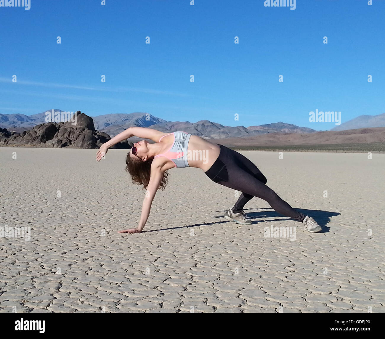 Wild thing pose hi-res stock photography and images - Alamy